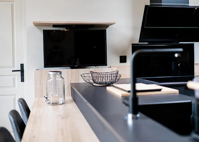 Maison Flo Ονφλέρ